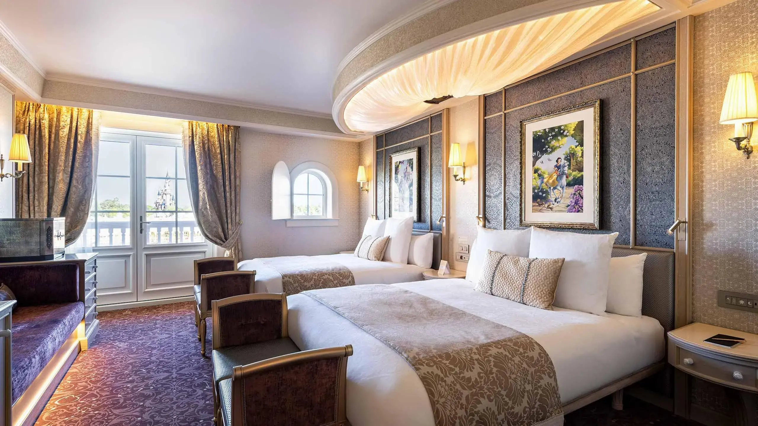 Exclusiva recepción del Castle Club con vistas al Castillo